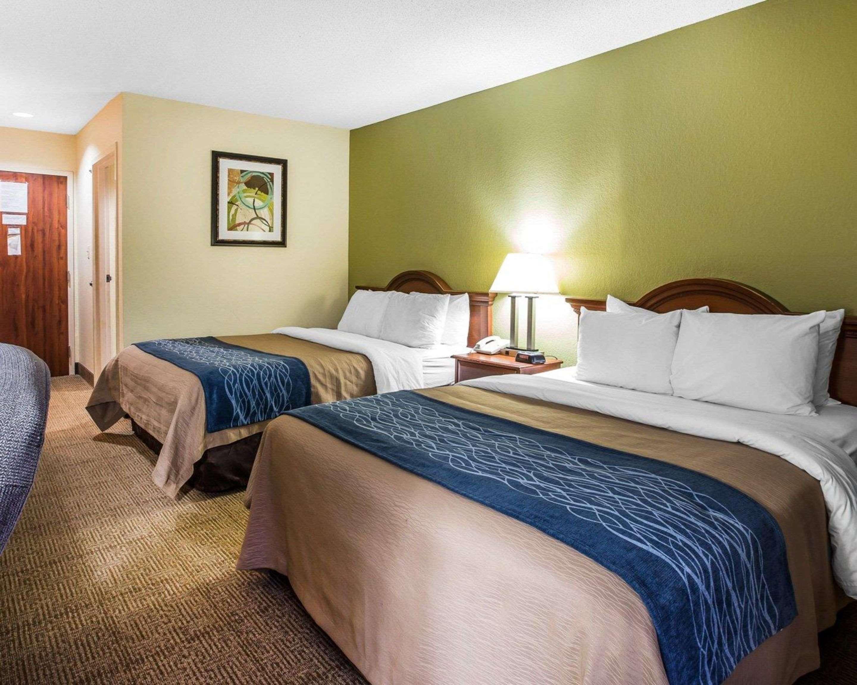 Quality Inn Darien-North Brunswick Zewnętrze zdjęcie