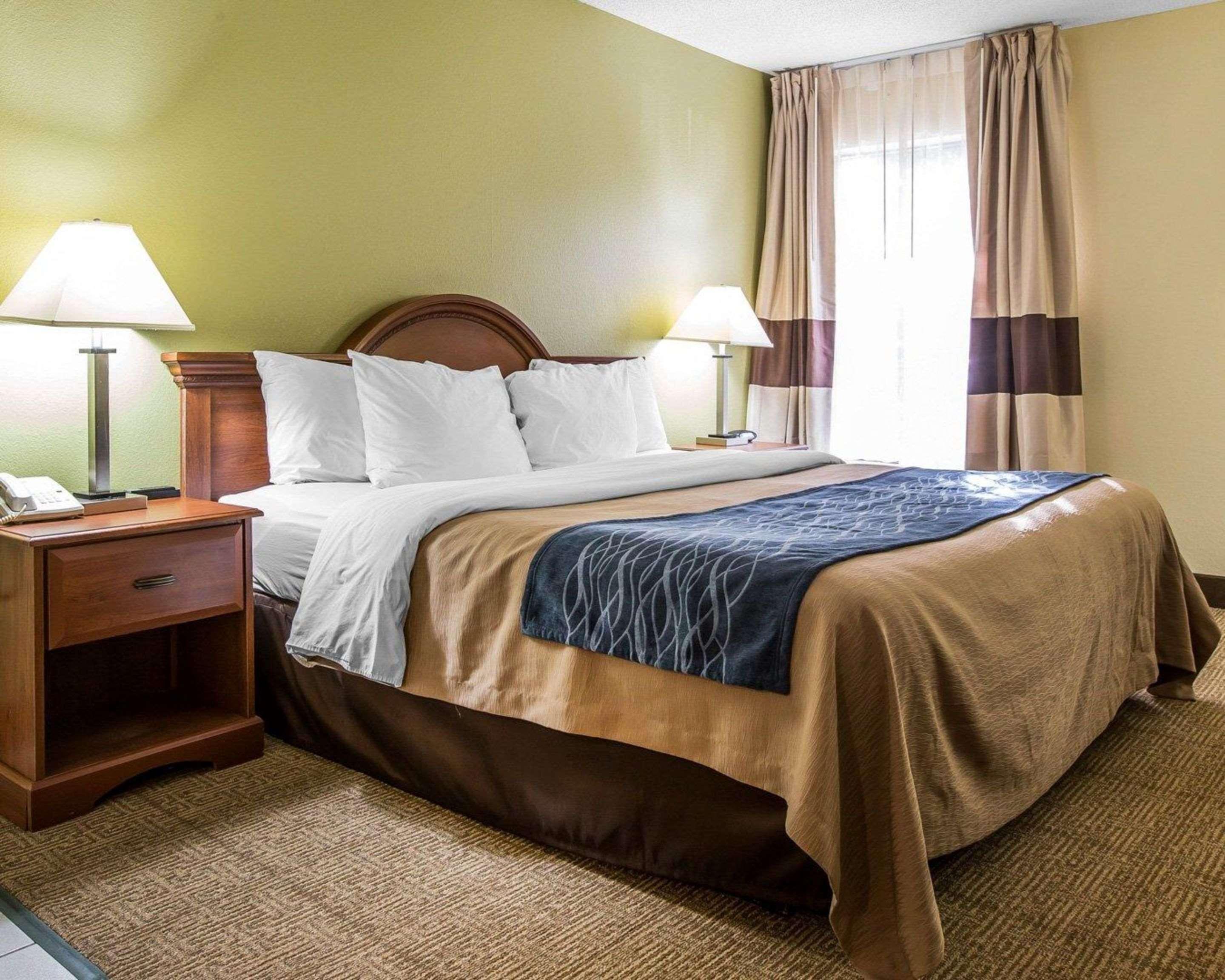 Quality Inn Darien-North Brunswick Zewnętrze zdjęcie