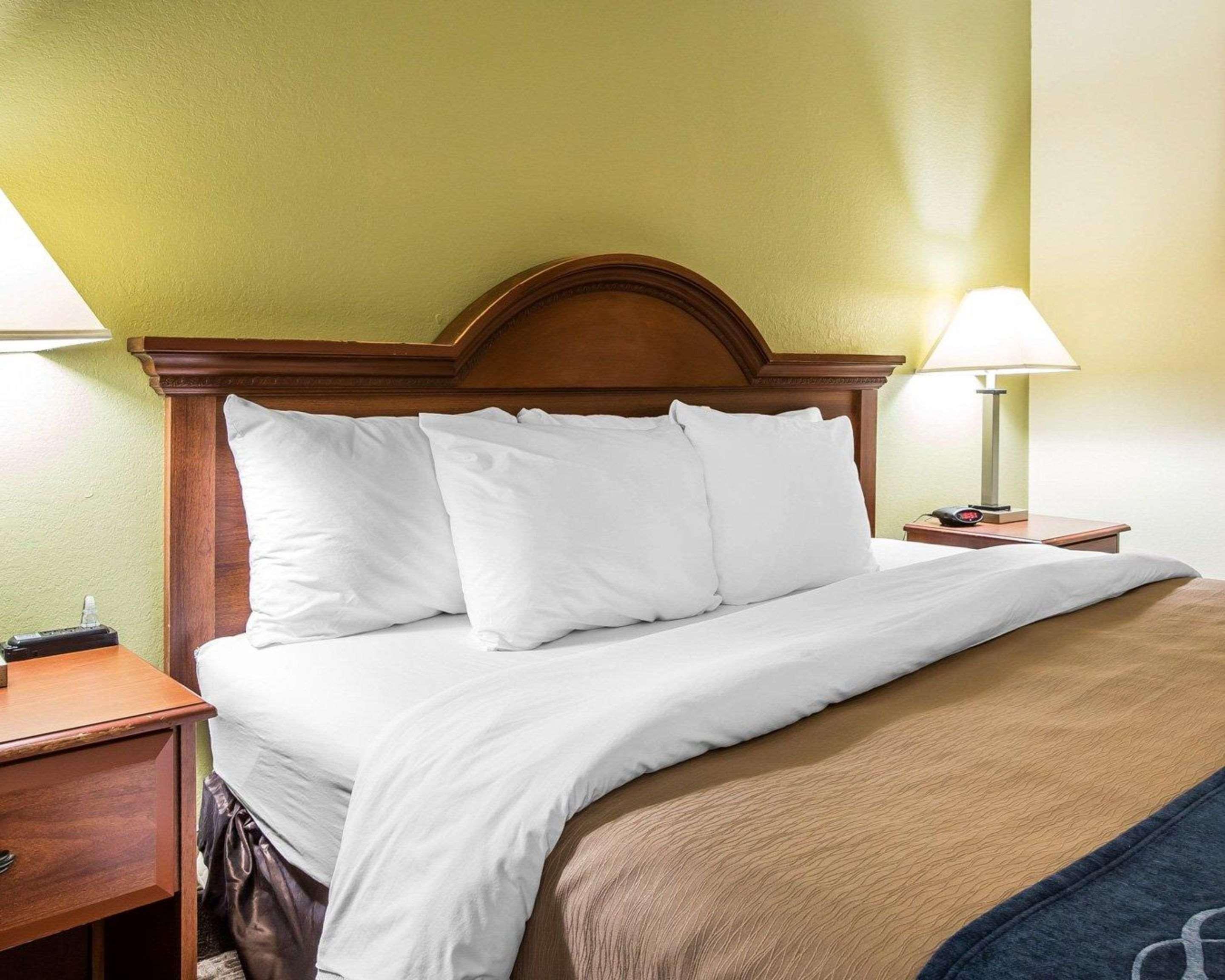 Quality Inn Darien-North Brunswick Zewnętrze zdjęcie
