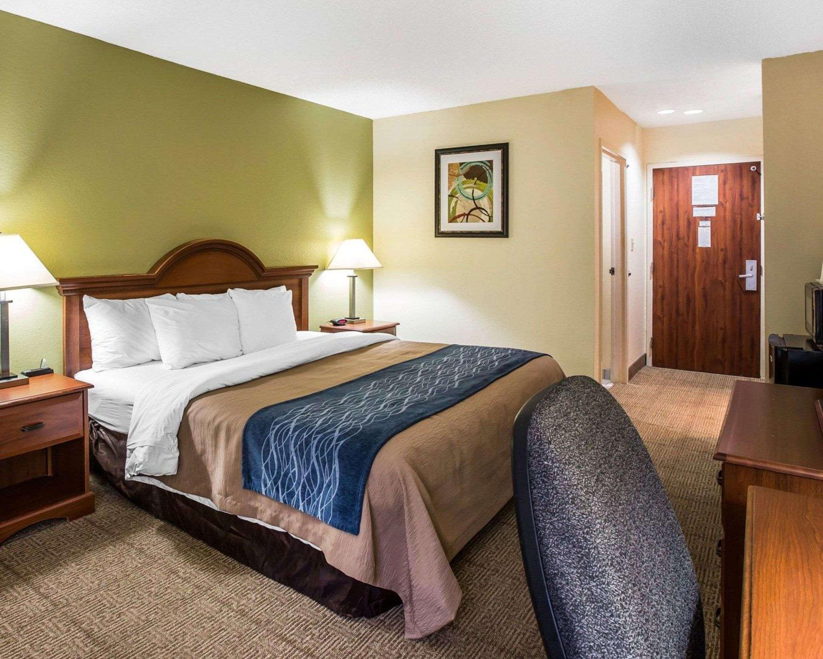 Quality Inn Darien-North Brunswick Zewnętrze zdjęcie